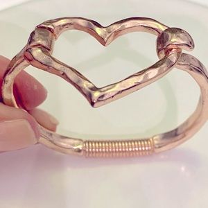 Rose gold hear bracelet